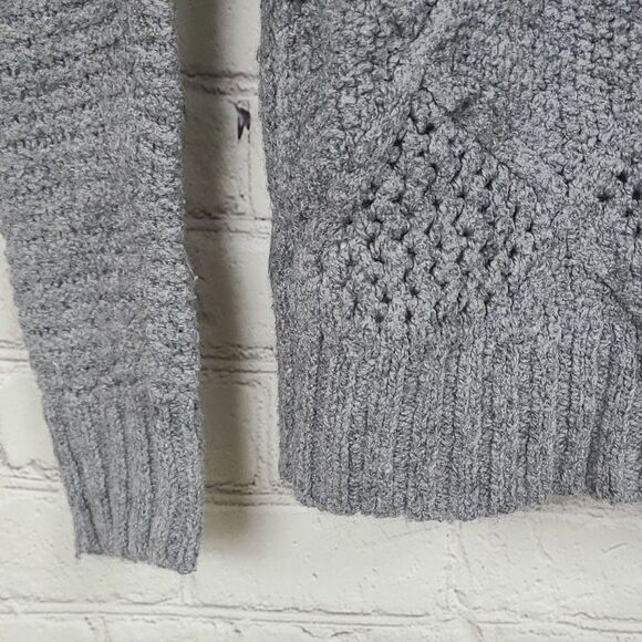 American Eagle XS 0/2 Chunky Grey Wool Blend Cable Knit Sweater Diamond Pattern - Picture 7 of 10